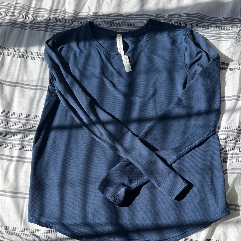 Lululemon Athletica Navy Long Sleeve Top
